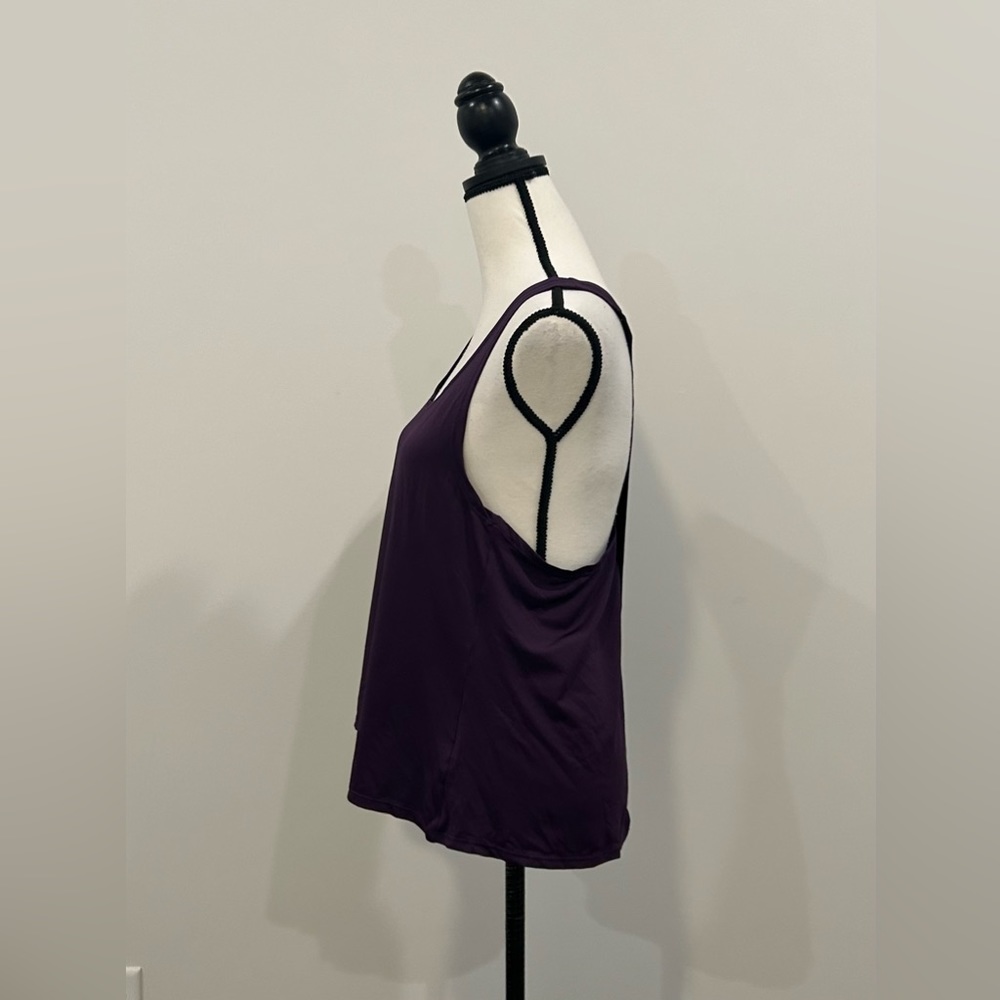Split Back Tank Top - Picture 2 of 3